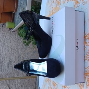 Style&co. Ladies Shoes Black Sz 7